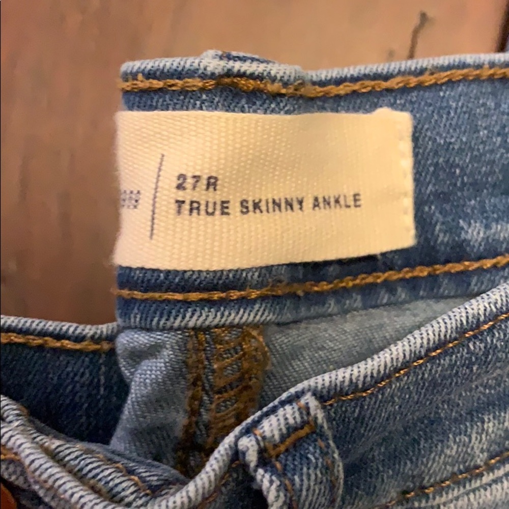 Jeans - Picture 2 of 4